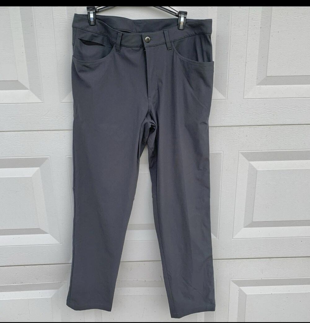Lululemon Men’s Pants Sz 34 Gray